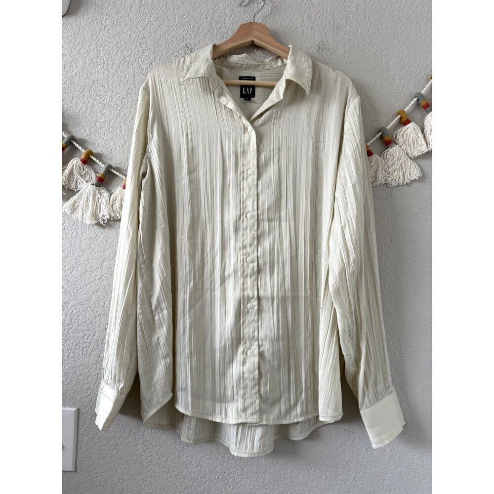 Gap Boyfriend Chino Pleated Satin Button Up Shirt Maize Yellow Minimalist MT